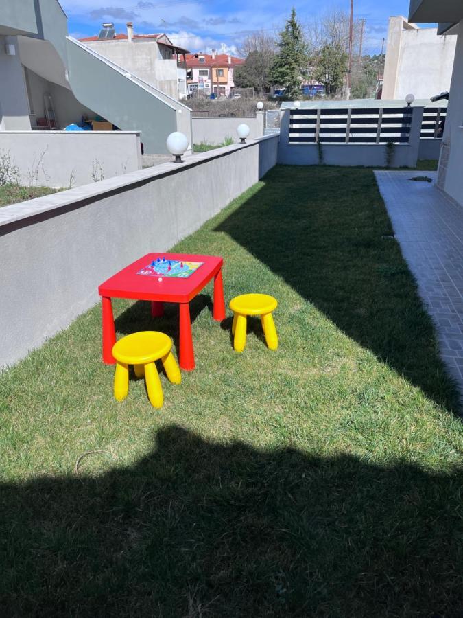 Three Cats Apartment Nikiti  Exterior photo